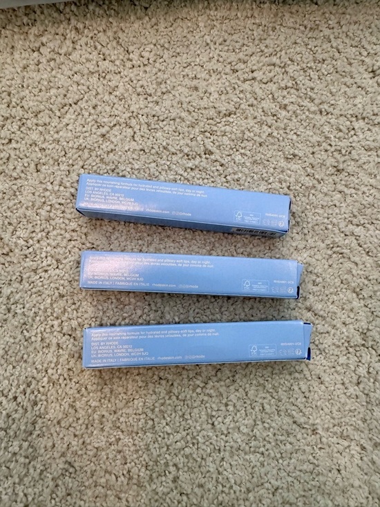 RHODE LE Sugarberry Peptide Lip Treatment Nourishing Glaze, 10ml - Picture 2 of 9